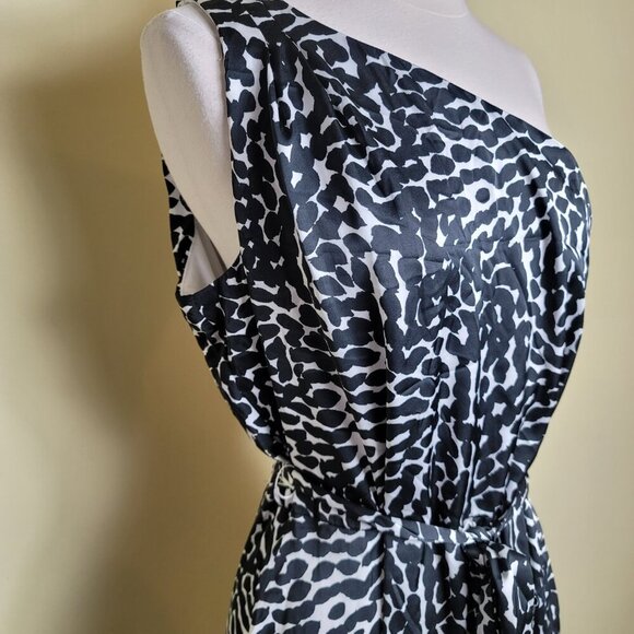 Tahari ASL Black & White One Shoulder Women's Slit Gown Dress | Size 14 - Picture 4 of 13